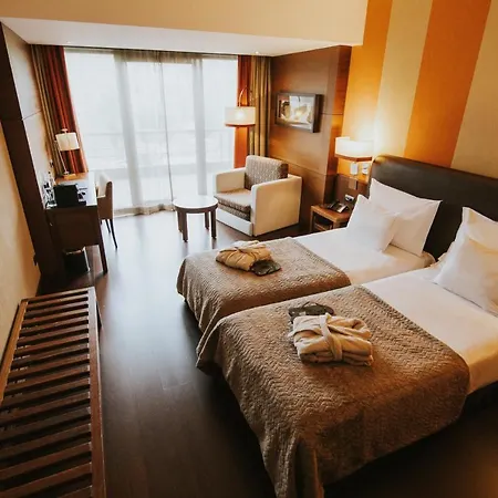 H2otel Congress & Medical