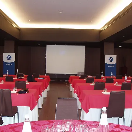 H2otel Congress & Medical 4* أوني دا سيرا
